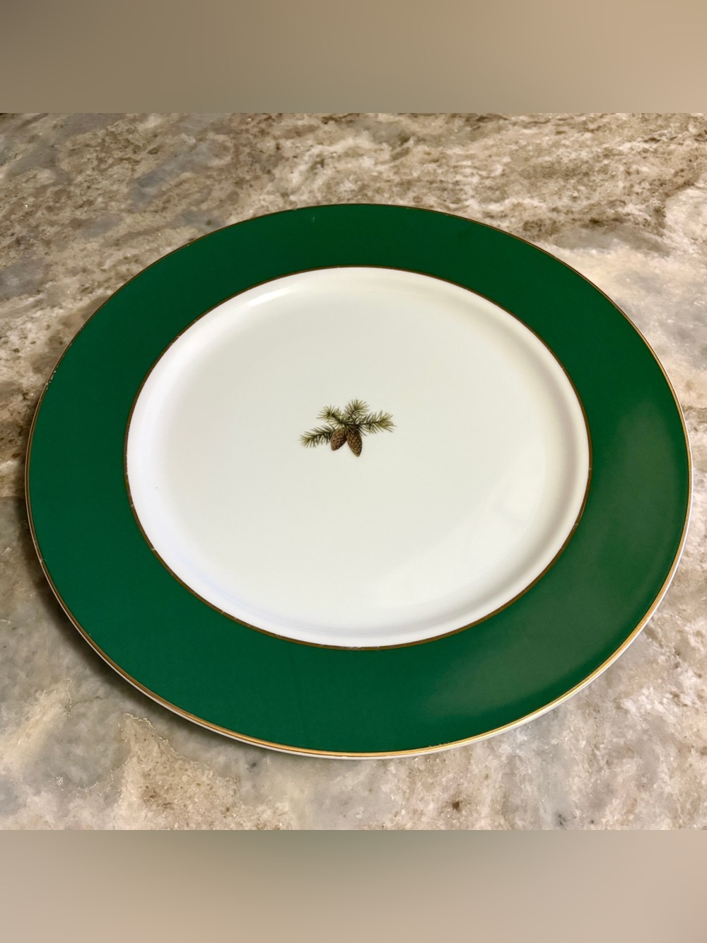 Department 56 Christmas Classic Service Plate Charger Pinecones Signed Innocenti